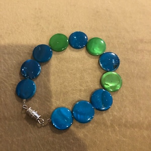 Simple Seahawk Bracelt