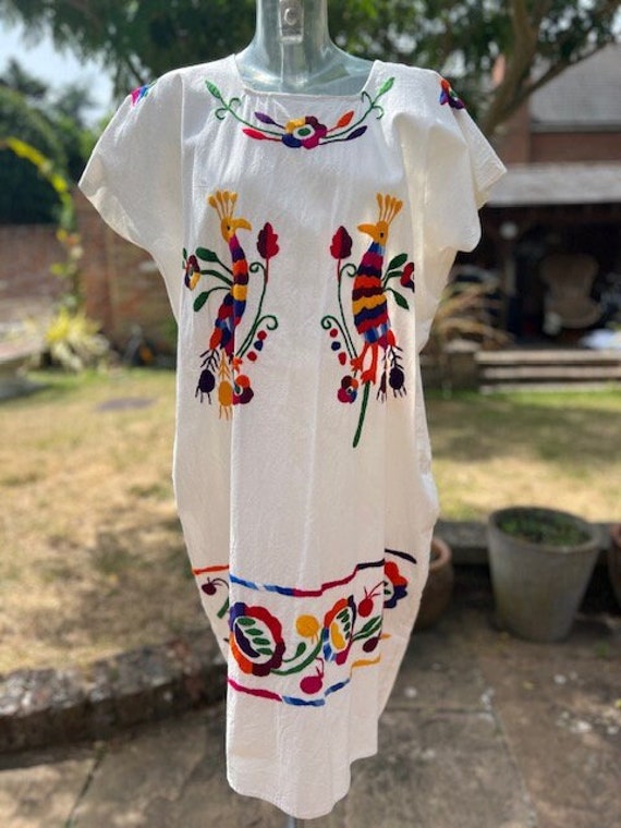 Vintage embroidered mexican cotton dress with han… - image 1