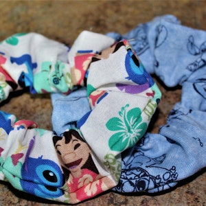 Hawaiian Alien Friend Scrunchies / Scrunchie / Top Knot / Messy Bun / Party Favor / Ohana / Hawaii / Stitch / Vacation