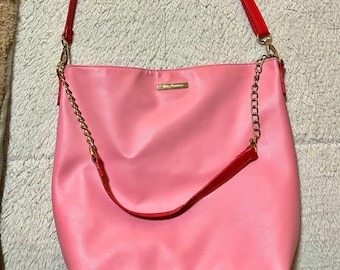 Woman’s/Girls Juicy Couture Pink Hand Bag 12X12