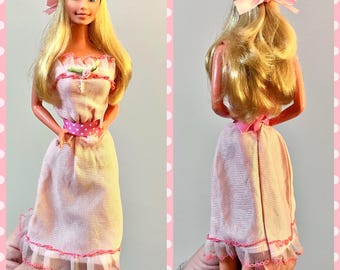 1987年ノージーベアUSAヴィンテージ ナイルパーチkeikiiピンク Vintage 1980s Pink 'n Pretty Barbie With All Clothes Seen Here - Etsy