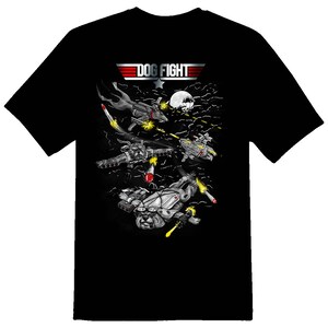 Hundekampf fliegende Top dogs schwarz oder weißTee Shirt