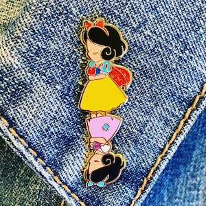 Snow White Hard Enamel Flip Pin