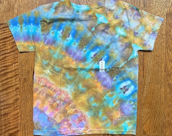 Kids Ice Dyed TShirt Size L Youth