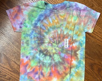 Kids Ice Dyed TShirt Size Small Youth