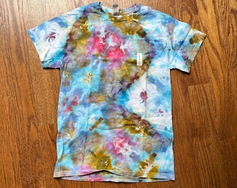Ice-Dyed T-Shirt Size Small Geode Pattern