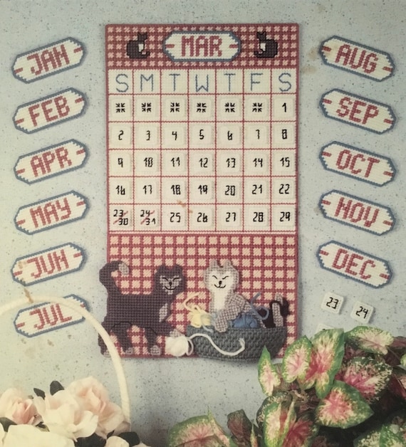 PDF Plastic Canvas Kittens Calendar