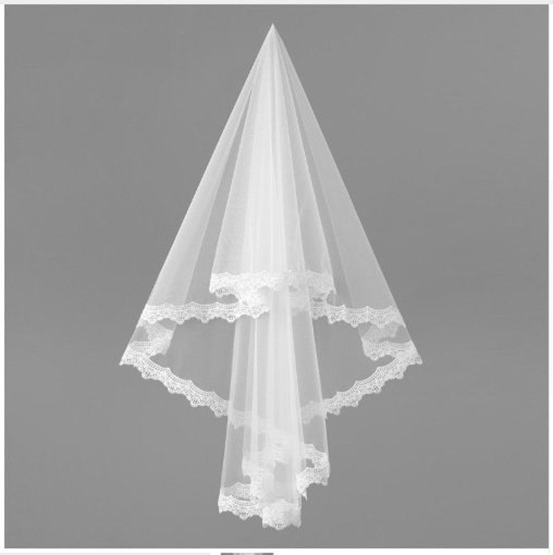 Single Layer Lace Trim Wedding Veil/ Lace Wedding Veil/ Mantilla Veil/ Lace Veil/ Bridal Veil