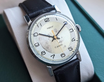 Mechanical watch "Pobeda", made in USSR, 1970s. Watch for men, mens watch, vintage mens watch, mechanical watches.
