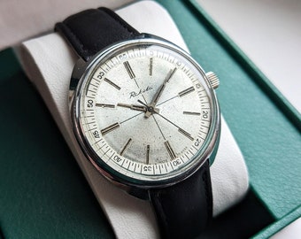 montre homme vintage Raketa, fabriquée dans les années 1970, montre soviétique, montre mécanique vintage, montre pour hommes