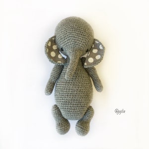 Lily the Elephant Princess Amigurumi gehaakt PATROON ALLEEN handgemaakte olifant PDF in Englisch, Español afbeelding 2