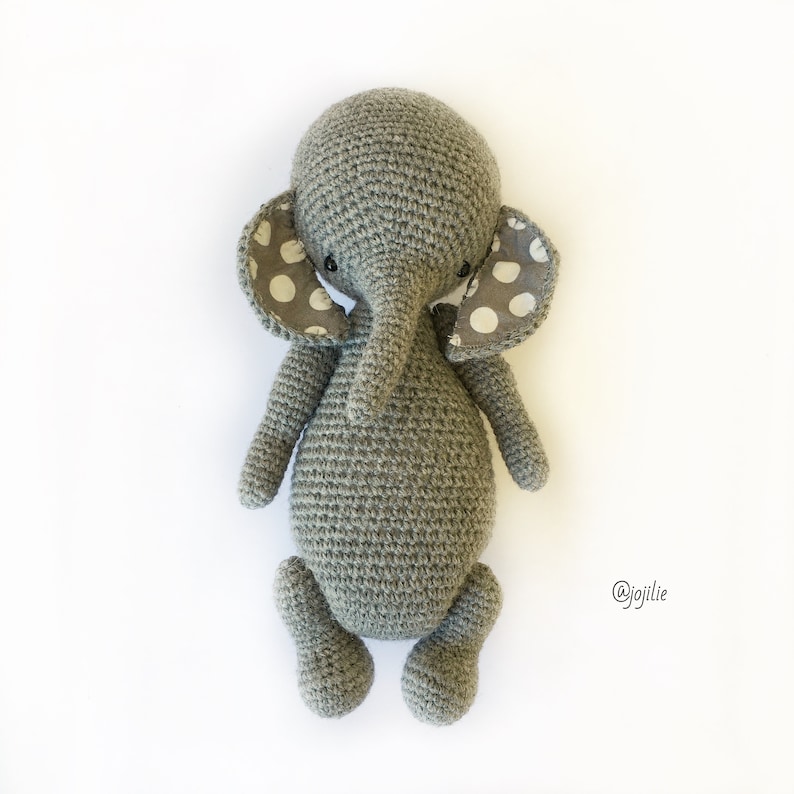 Lily the Elephant Princess Amigurumi gehaakt PATROON ALLEEN handgemaakte olifant PDF in Englisch, Español afbeelding 2