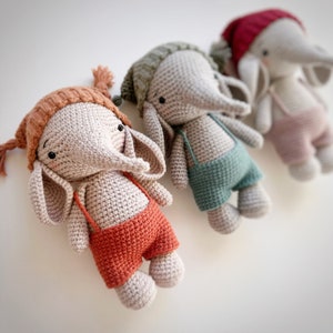 Eddie the Elephant digital PDF Amigurumi Crochet PATTERN ONLY  in English, Deutsch, Español, Francais, Nederlands
