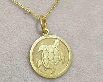 Gold Solid 14K Real Gold Turtle Necklace, Personalized Turtle Pendant, Dainty Disc Animal Necklace, Gold Sea Turtle, Tortoise Charm Jewelry