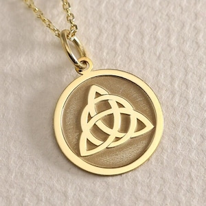 Collar Triquetra de oro macizo de 14 quilates, collar personalizado con moneda y nudo de la Trinidad para capas, joyería con nudo irlandés, nudo celta dorado
