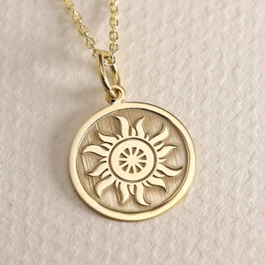 Gold Solid 14K Real Gold Sun Necklace, Gold Coin Sunshine Pendant, Personalized Sun Jewelry, Layered Sunburst Necklace, Dainty Sun Pendant