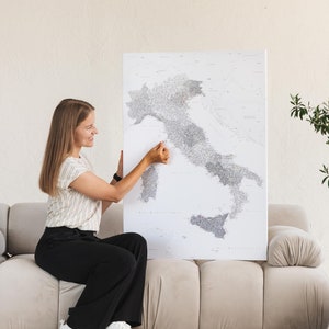 Mappa Italia Sughero con Puntine, Cartina Fisica dell Italia con Regioni, Mappa dei Miei Viaggi, Carta Geografica Murale, Regali Viaggiatori