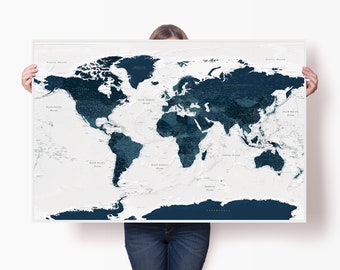 Affiche de carte du monde détaillée de haute qualité - Impression de carte minimaliste pour mur - Poster de l'atlas du globe - Grande carte de voyage précise avec épingles - Bleu sarcelle