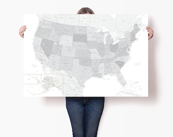 Póster grande de mapa gris de EE. UU. - Arte mural detallado de Estados Unidos - Mapa de viaje de EE. UU. con estados y ciudades - Decoración de pared minimalista con mapa de EE. UU.