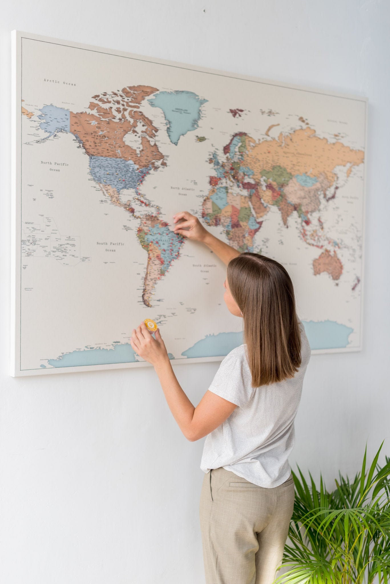 PAQUETE: 2x Mapa mundial de lugares en los que has estado para marcar viajes  Mapa de viaje detallado con chinchetas Tablero de alfileres con mapa  personalizado Arte de pared 100x70cm/39x27 
