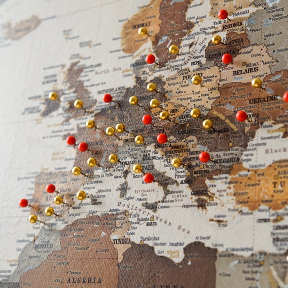 Mappa del mondo con puntina per segnare i luoghi in cui sei stato, arte da  parete su tela con tracker di viaggio, mappa dei viaggiatori appuntabile dei  paesi visitati, regalo personalizzato 