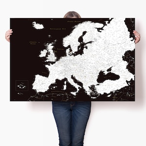 Poster mappa Europa in bianco e nero - Stampa su tela Europa - Mappa politica del continente europeo - Mappa di viaggio Europa con spilli - Mappa di viaggio Europa