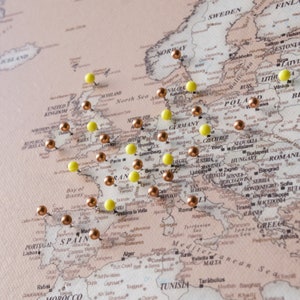 Carte du monde pour marquer les voyages - Grande carte du monde avec punaises - Planisphère image sur toile - Carte du monde à épingles