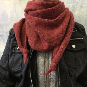 Knitting Pattern Easy Scarf Knit Downloadable Pattern DK or Chunky Yarn Large Needles Digital Download