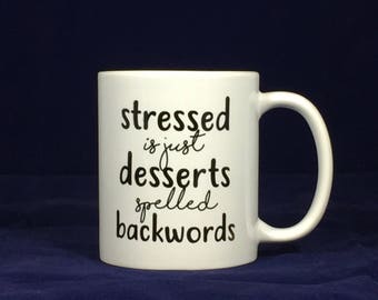 Funny motivational mugsStressed is just desserts spelled backwards - Lizard print
