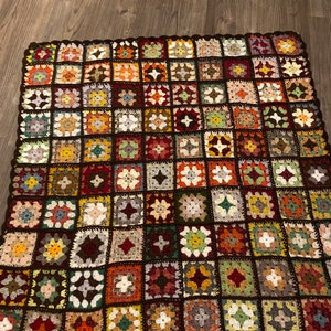 Beautiful autumnal colours crochet granny square blanket throw Afghan 95cm square retro orange brown green yellow gold