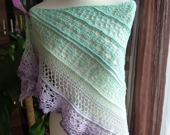 Edlothia cloth "Feentraum" purple green triangle cloth, crochet, stole, gradient