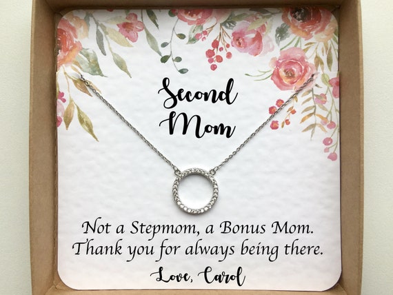 bonus mom necklace