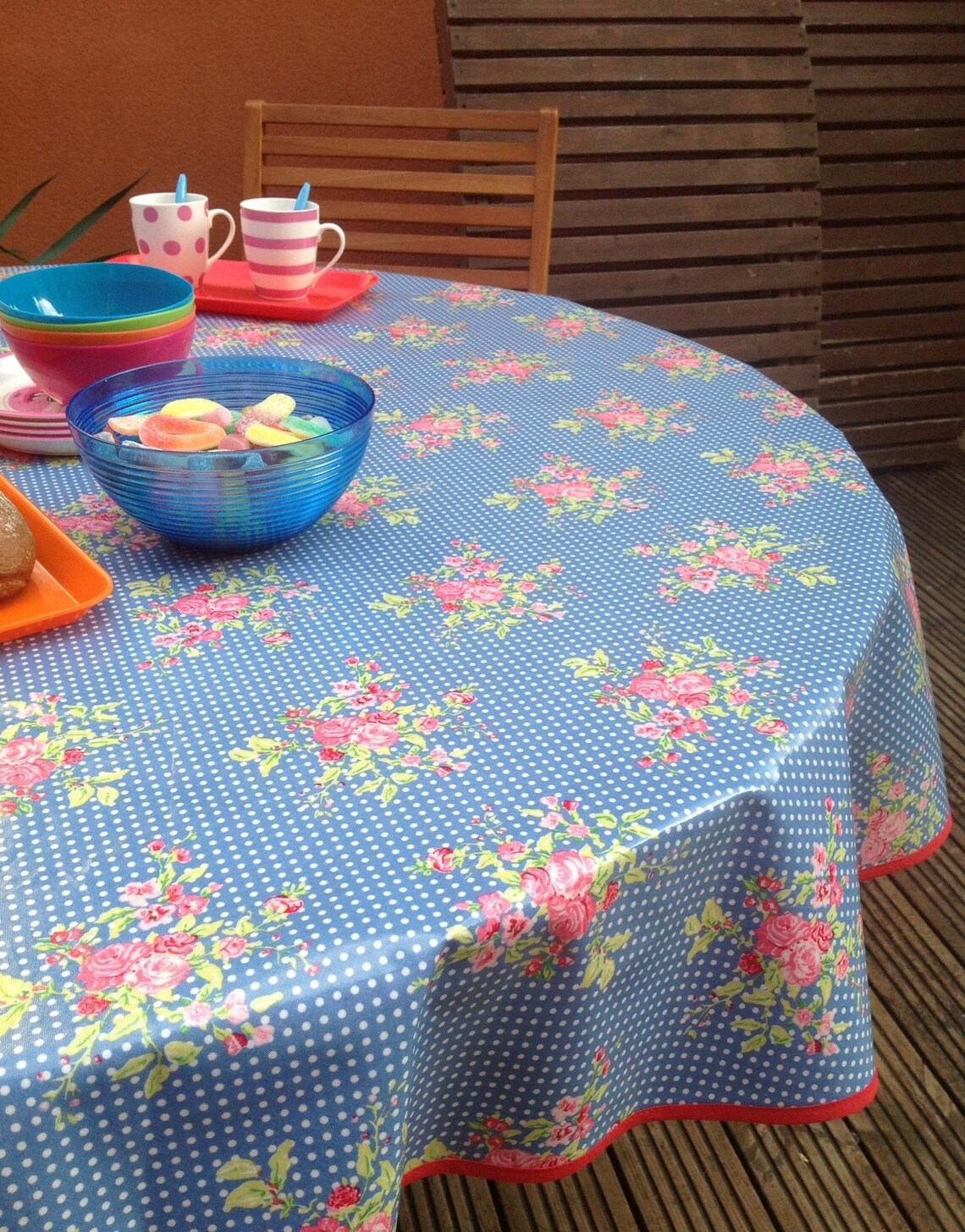 Round Oilcloth Tablecloth Blue Bouquet of Roses Printed Retro Etsy UK