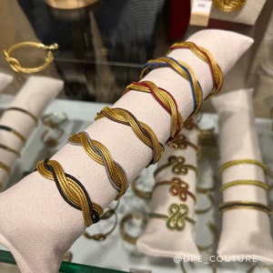 Présentoir coussin support à bijoux et à bracelets en coton à personnaliser avec vos étiquettes de marque image 2