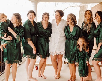 Green Satin Lace Bridesmaid Robes: Bridal Party Gifts
