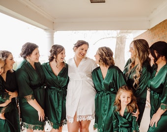 Green Bridesmaid Robes, Set of Robes, Bridesmaid Gifts, Bridesmaid Proposal, Bridal Robes, Getting Ready Robes, Bachelorette Robes