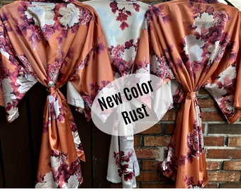 Bridesmaid Robes/ Floral Bridal robes/ Wedding robes/ Lace Robes/ Bridesmaid Gifts/ Bridal Party Robes/Personalized Bridesmaid Robes