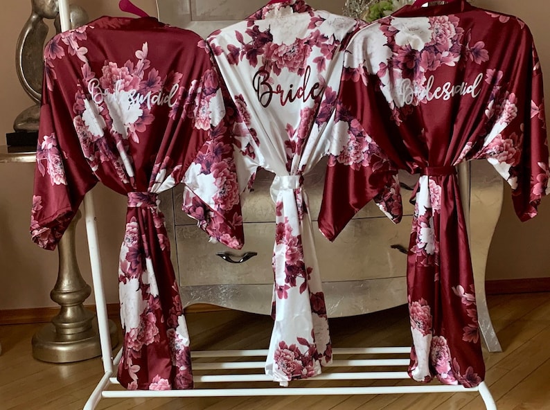 25% OFF BULK DISCOUNT Bridesmaid Robes | Bridesmaid Gift | Bridesmaid Proposal| Floral Robes | Bridal Party Robes | Wedding Robes Set 