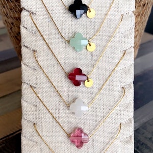 Collier TREFLE 12 mm & sequin, chaine fine en acier inoxydable doré, minimaliste