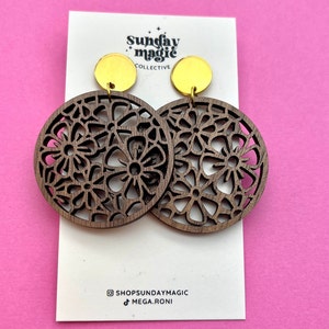 Floral Wood Earrings, Floral Earrings, Wood Earnings, Floral Lover, Statement Earrings, Lightweight, Handmade Earrings, Stainless Steel