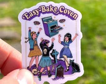Naklejka „Easy Bake Coven”, naklejka winylowa, naklejka wodoodporna, nostalgia lat 90., klasyczne filmy o czarownicach, naklejka na butelkę z wodą, laptop, czarownicze klimaty