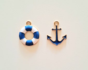 Breloques duos : ancre marine et bouée bleu blanc couleurs émaillées contours dorés taille15 x 15 mm