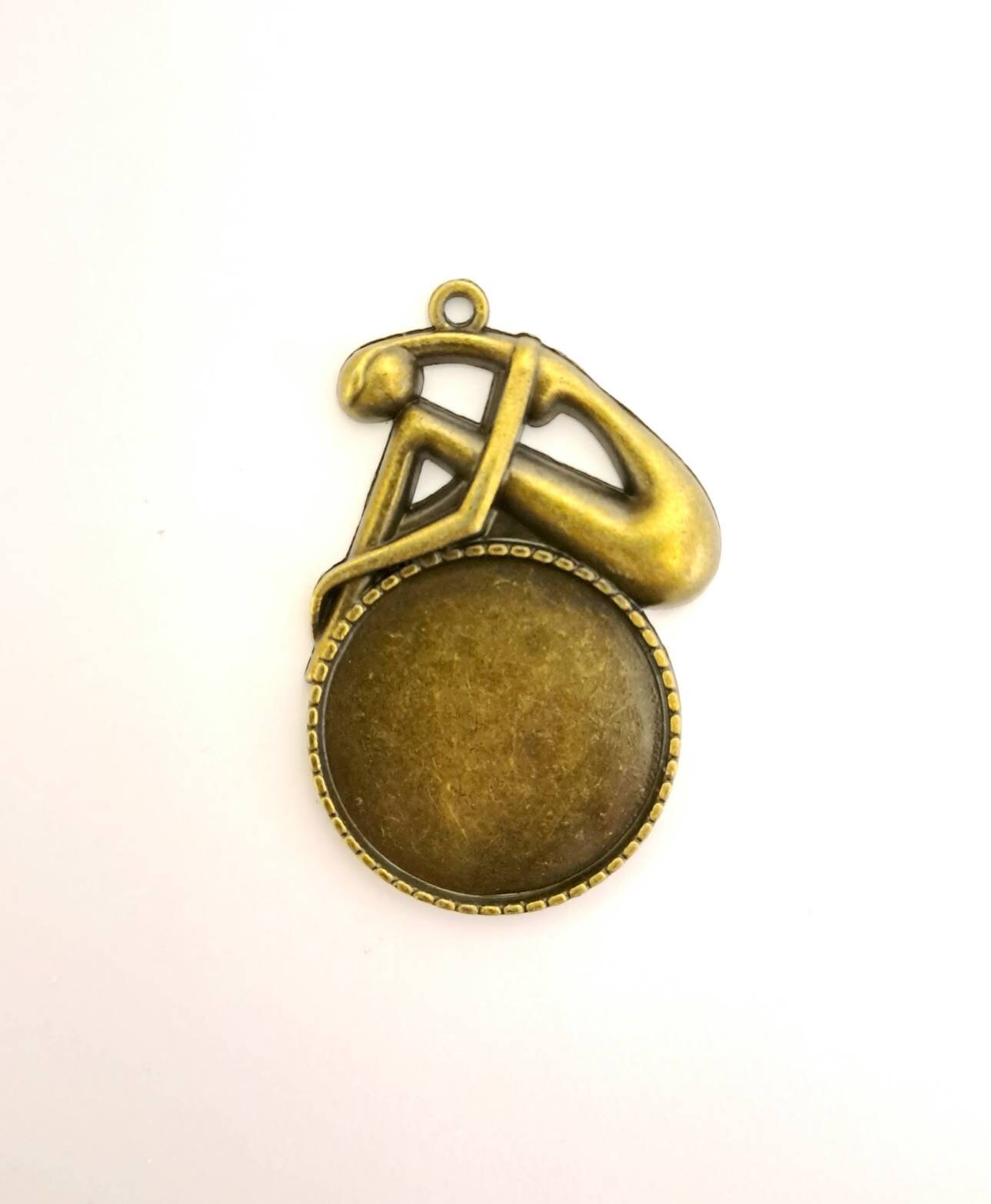 Support Pour Broche (camée Ou Cabochon) Ovale 34x24 Mm - Couleur Laiton - Neuf