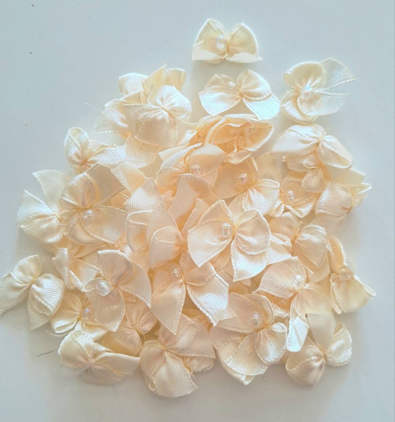 10 Small Transparent White Pearl Straw Yellow Satin Ribbon Bows 23 X 22 ...