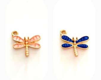 1 breloque perle libellule rose ou bleue , plate, couleurs émaillées