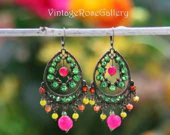 Pendientes de araña de colores de primavera, pendientes boho de colores, pendientes artísticos de boho, pendientes de araña de VintageRoseGallery