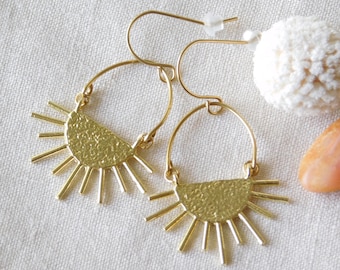 Sun swing earrings made of brass
