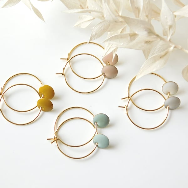 minimalist hoop earrings with color dot 4 different colors