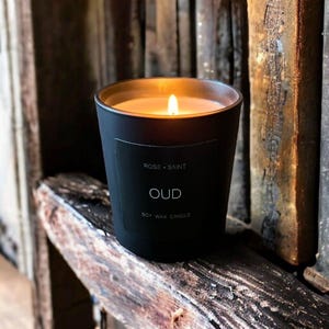 Oud Scented Candle