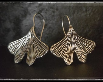 triangular Orecchini vintage nuovi in ottone dorato e argentato golden and silvery brass anni 80 triangolari Vintage new earrings 80s